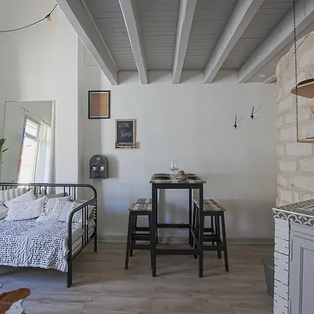 Colombet Stay'S - Rue Aristide Ollivier I *